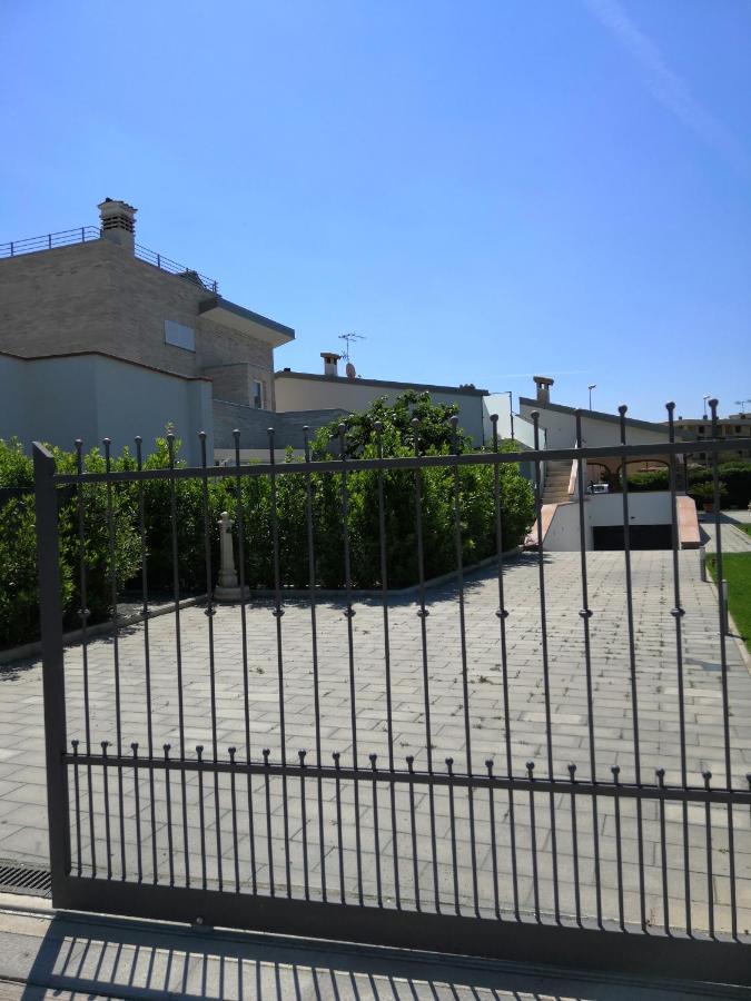 Casa Mari Bed & Breakfast Principina Terra Eksteriør bilde